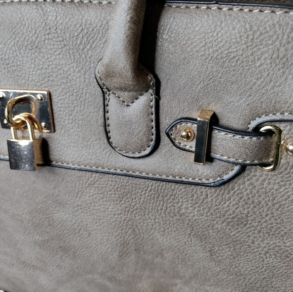 Bag bundle - Picture 10 of 15